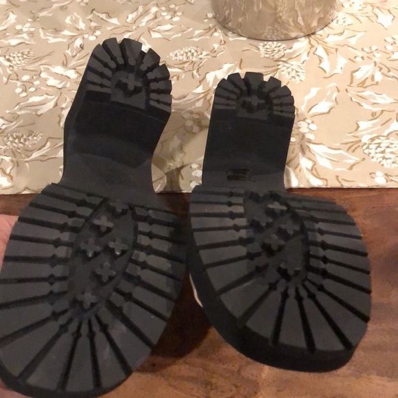 STAUD Black and Cream Platform Mules - Picture 10 of 13